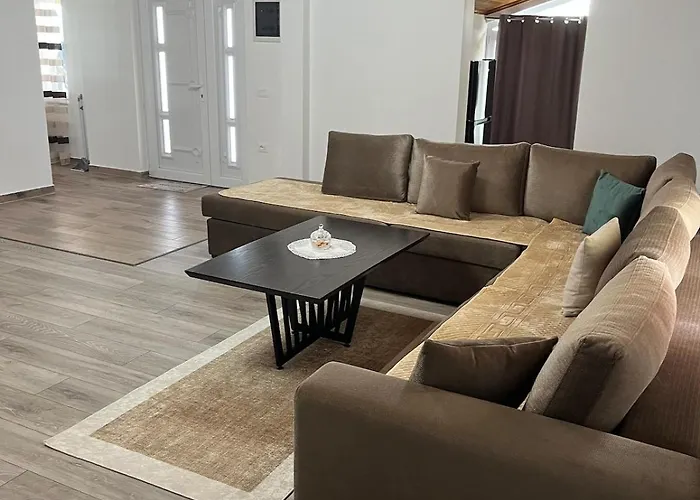 Quiet Space بيت ضيافة Farke e Madhe