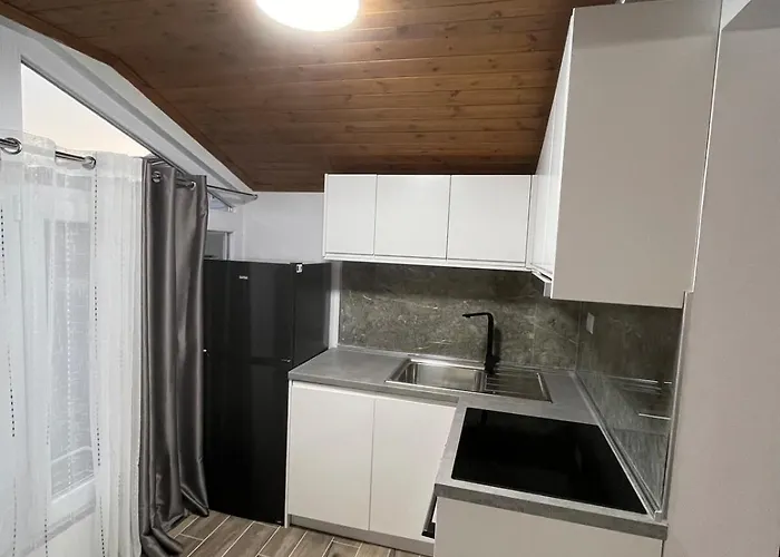 Quiet Space Πανσιόν *